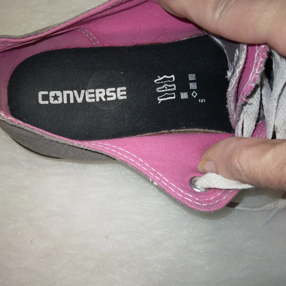 SHOES Converse low, double tongue,  pink & gray, size 10.5 - Picture 4 of 11